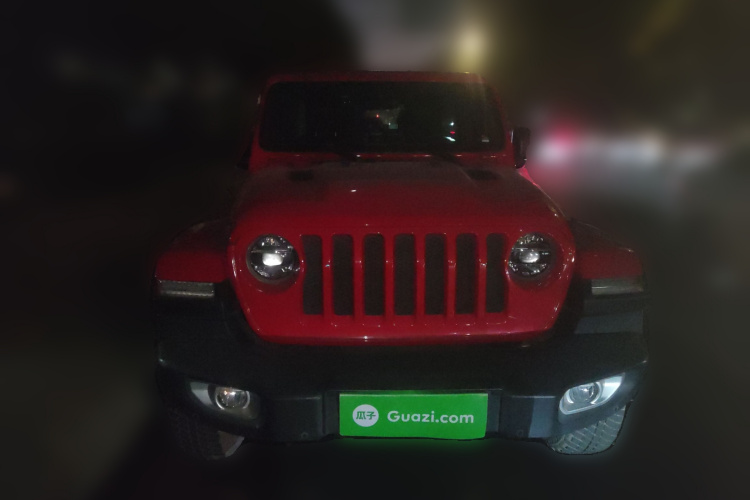 Jeep 牧马人 2018款 2.0T Sahara 四门版车身外观2