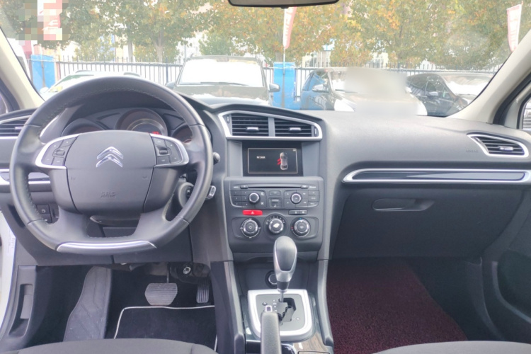 雪铁龙C4L 2014款 1.8L 智驱版 自动劲享型中控内饰12