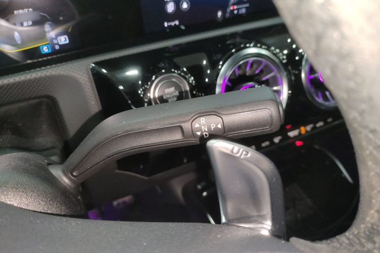 奔驰CLA AMG 2023款 AMG CLA 45 S 4MATIC+局部细节18