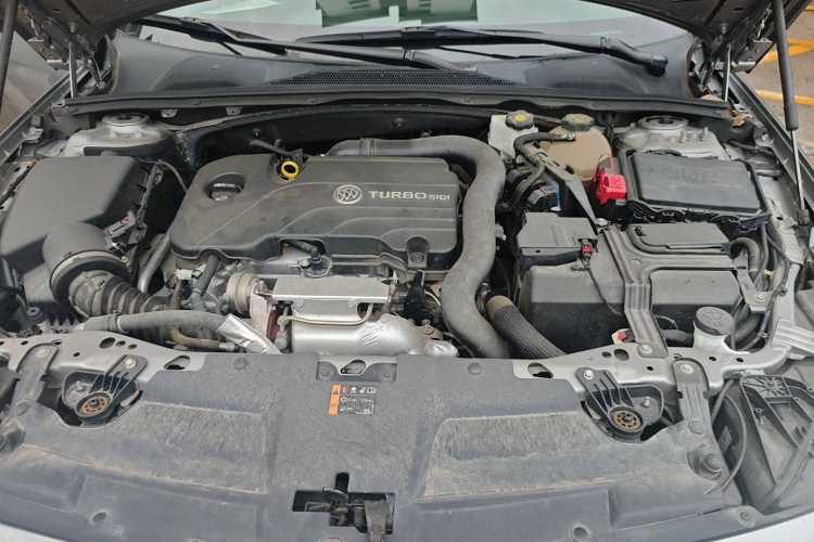 别克 君威 2023款 552T 智享型局部细节24