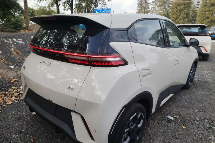 比亚迪 海鸥 2025款 305km 自由版车身外观6005