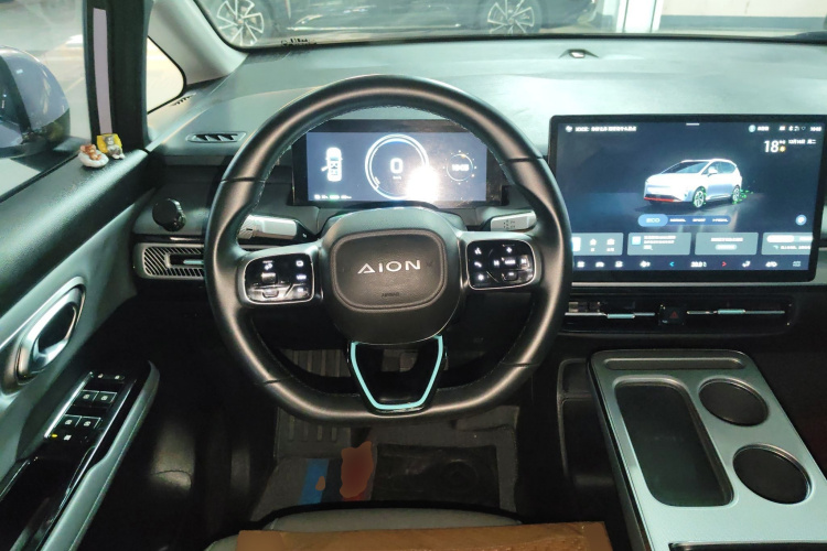 埃安 AION Y 2023款 Plus 510 乐享版中控内饰13