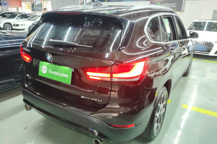 宝马X1 2020款 sDrive25Li 领先型车身外观7