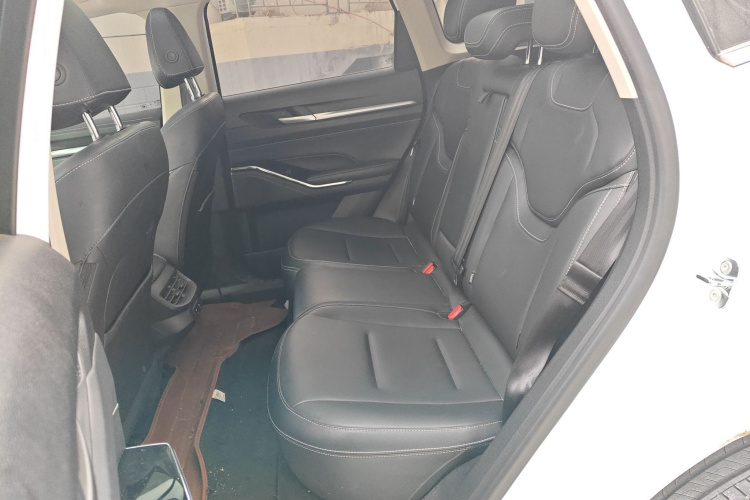 哈弗H6 2021款 第三代 1.5T 自动两驱Max中控内饰21