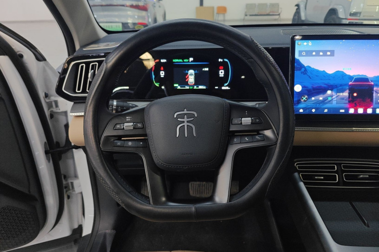 比亚迪 宋Pro新能源 2025款 第二代 DM-i 75KM领先型中控内饰13