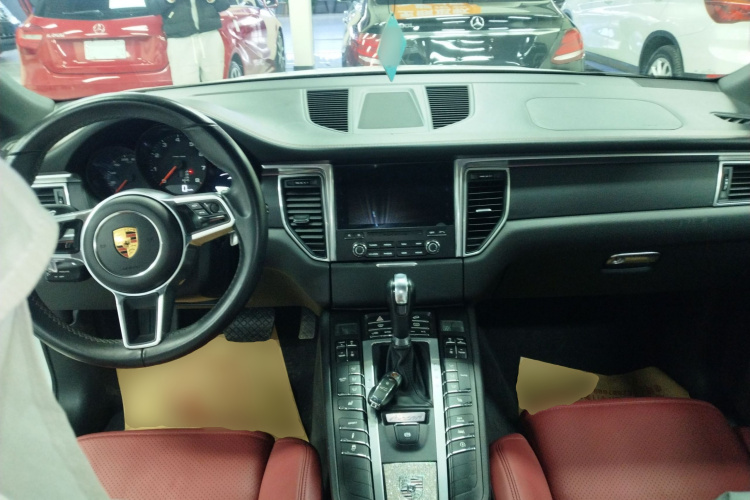 保时捷 2017款  Macan 2.0T中控内饰12