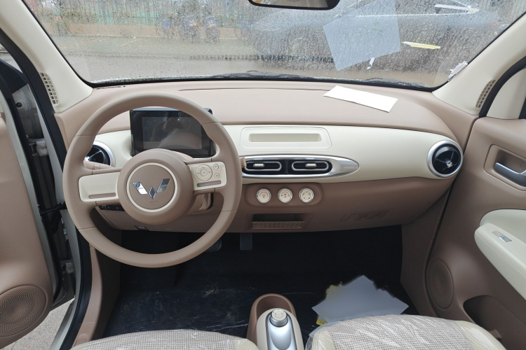 五菱汽车 宏光MINIEV 2025款 四门版 进阶款中控内饰7003