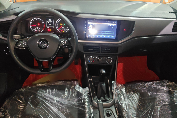 大众 Polo 2019款 Plus 1.5L 自动全景乐享版中控内饰12