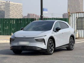 小鹏G7 2025款 702 超长续航 Ultra