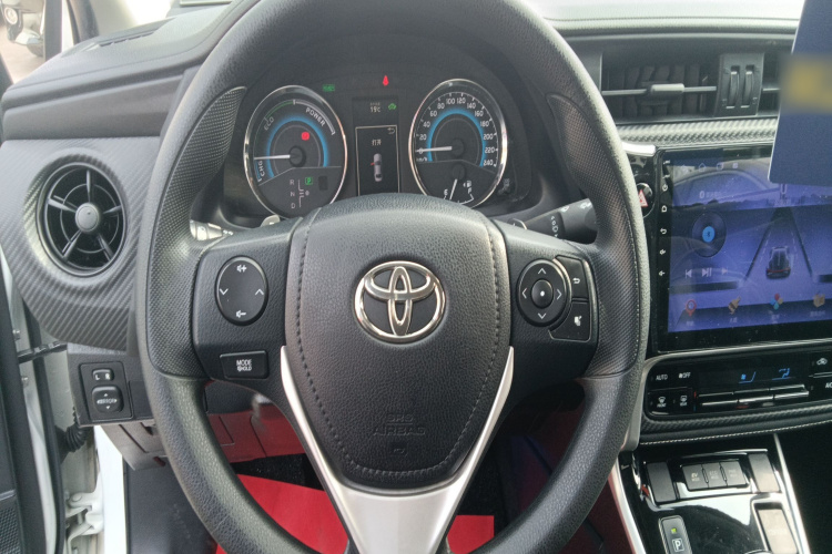 丰田 雷凌 2017款 改款双擎 1.8H GS E-CVT精英天窗版 国V局部细节13