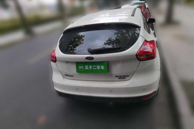 福特 福克斯 2015款 两厢 EcoBoost 125 自动超能风尚型车身外观6004