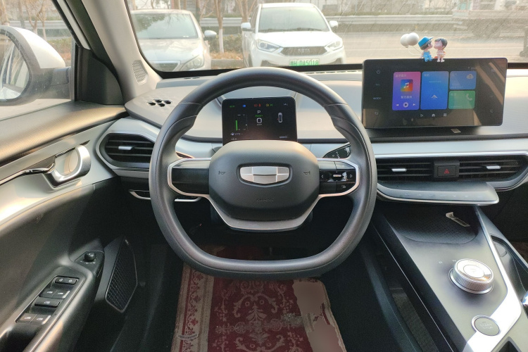 吉利几何A 2024款 410KM 出行版中控内饰13