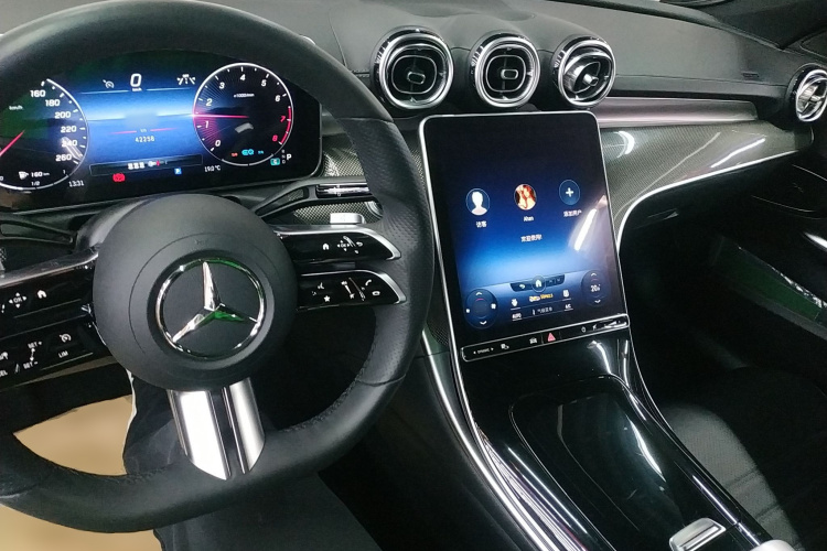 奔驰C级 2022款 改款 C 260 L 运动版中控内饰12