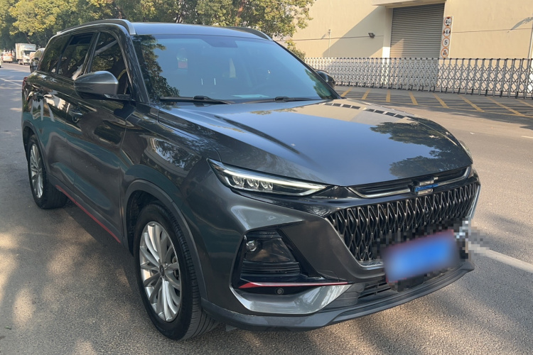 长安欧尚X7 PLUS 2022款 1.5T 蓝鲸版自动Geeker旗舰型车身外观6002