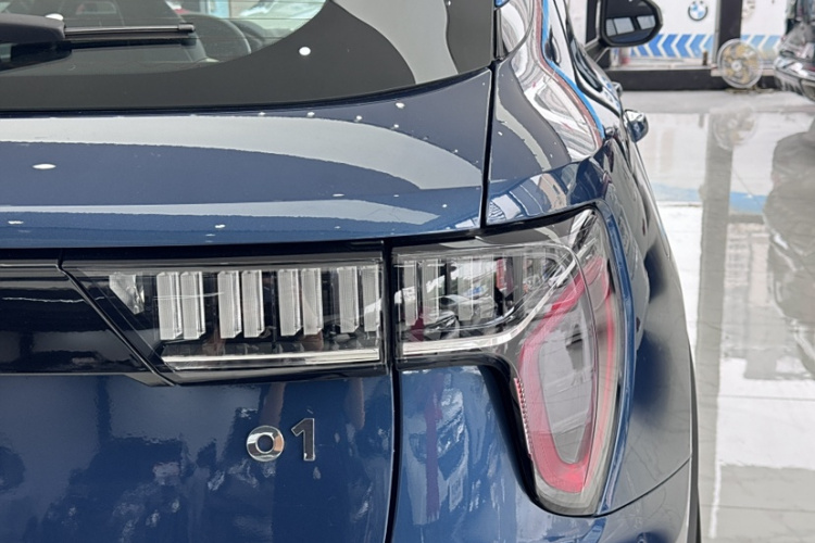 领克01 2021款 2.0TD 两驱耀Pro车身外观6004