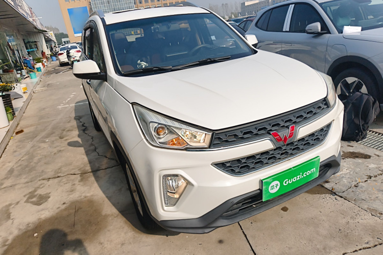 五菱汽车 五菱宏光S3 2018款 1.5L 手动豪华型 国V车身外观3