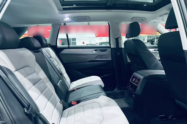 大众 揽巡 2026款  330TSI 豪华巡逸 众享款中控内饰7003