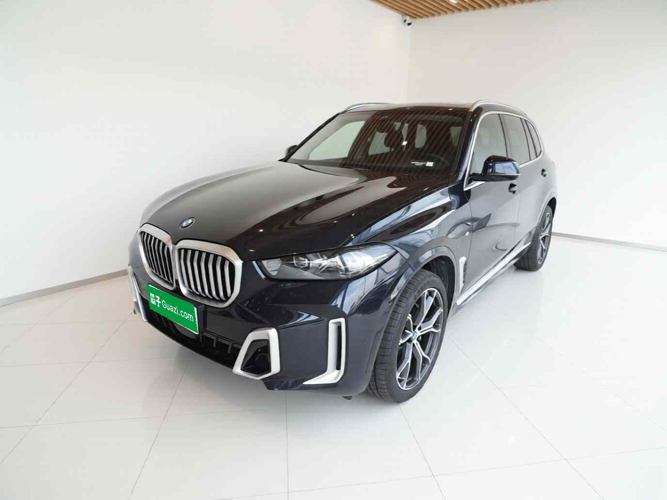 宝马X5 2023款 xDrive 30Li 尊享型M运动套装(2)