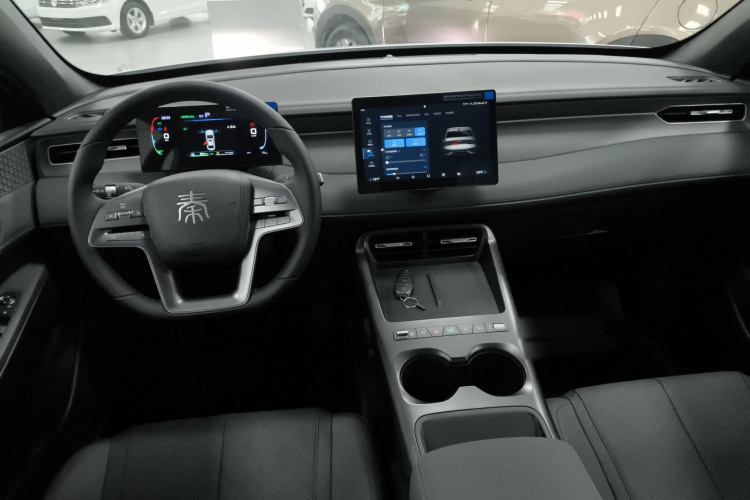 比亚迪 秦PLUS 2025款 DM-i 智驾版 128KM进取型中控内饰12