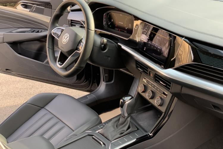 大众 帕萨特 2023款 改款 280TSI 商务版中控内饰7005