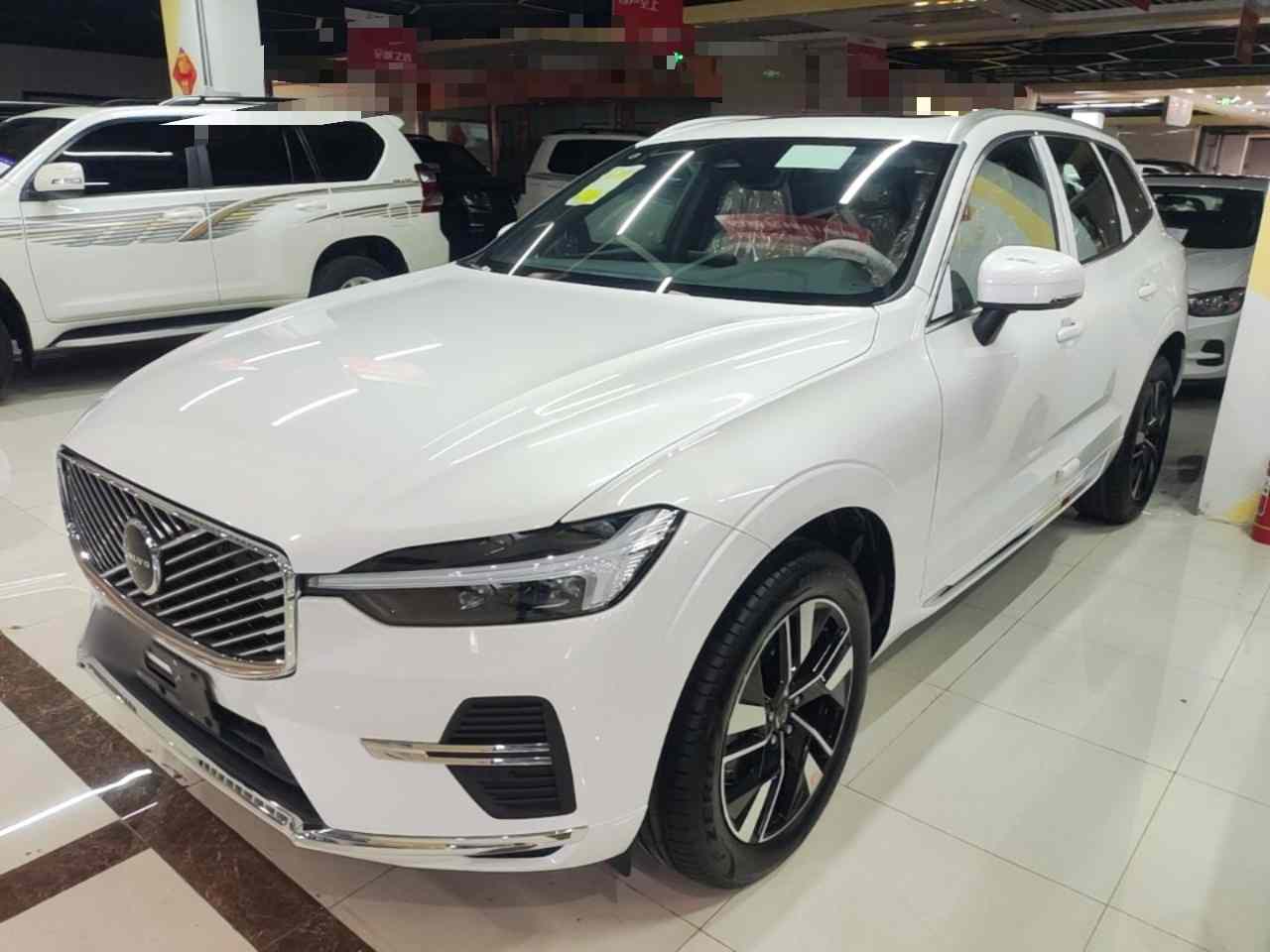 沃尔沃XC60 2026款 B5 四驱智远豪华版(2)