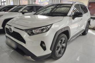 丰田 RAV4荣放 2022款 2.0L CVT四驱风尚Plus版