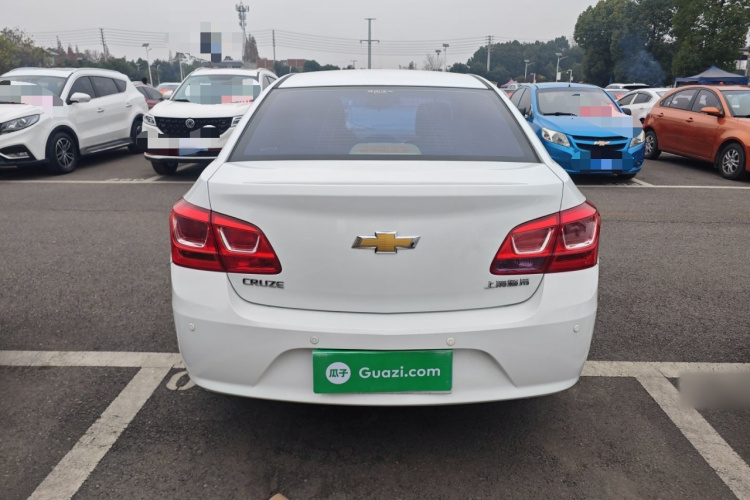 雪佛兰 科鲁兹 2015款 1.5L 经典 SE MT车身外观6