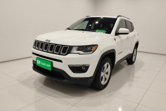 Jeep 指南者 2019款 200T 自动家享四驱-互联大屏版