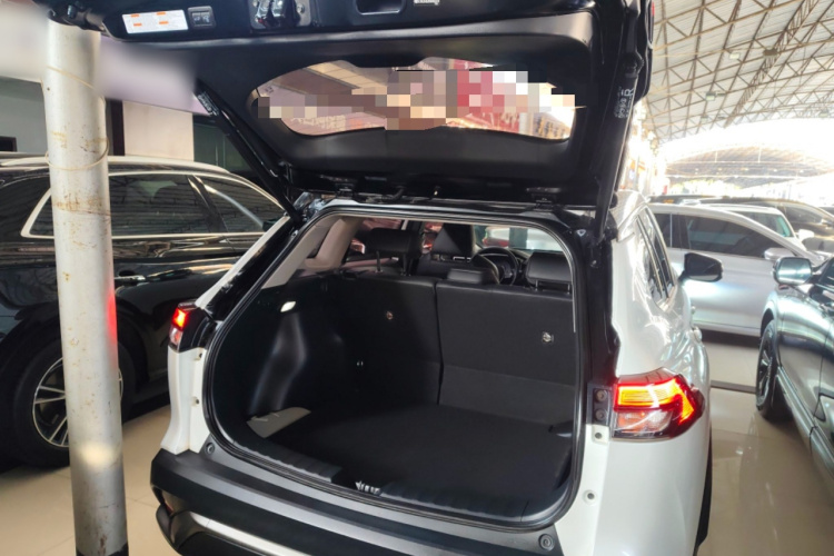 丰田 锋兰达 2022款 2.0L CVT豪华PLUS版局部细节23