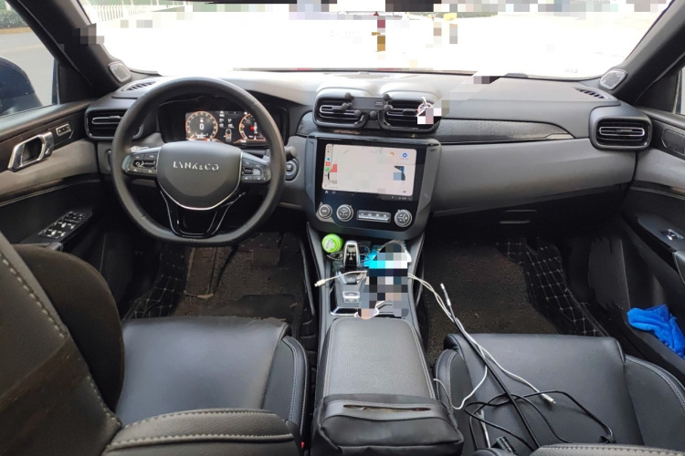 领克03 2021款 2.0TD 自动劲 冠军版中控内饰12