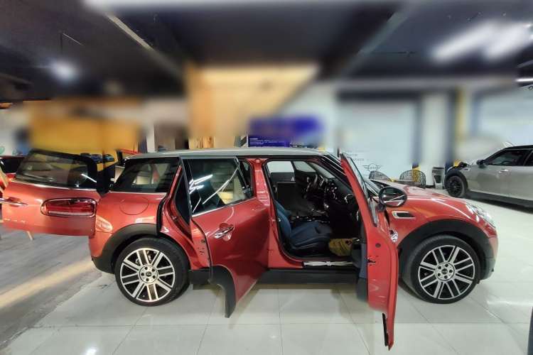 MINI Clubman 2019款 1.5T COOPER 鉴赏家车身外观6009