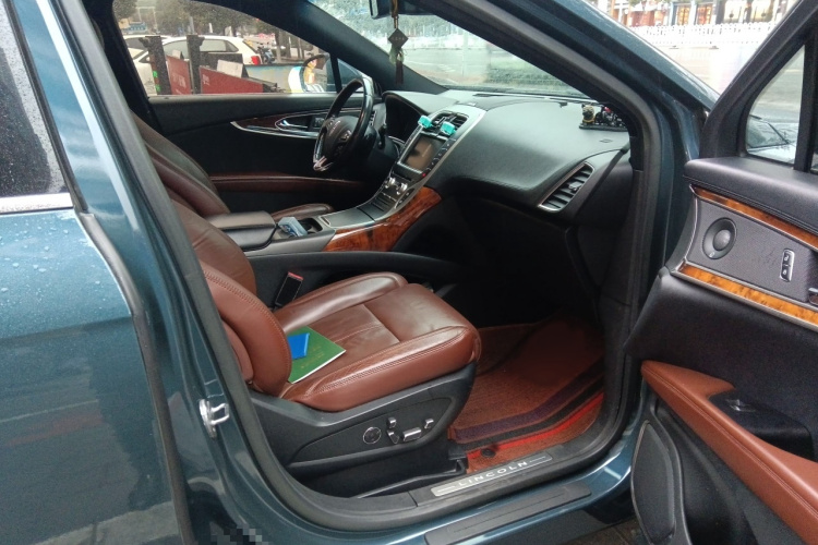 林肯MKX 2015款 2.7T 四驱尊耀版局部细节9005