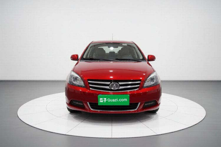 长城C30 2013款 1.5L CVT豪华型车身外观2