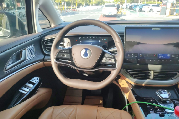 腾势D9 2024款 DM-i 980 四驱尊贵型局部细节13