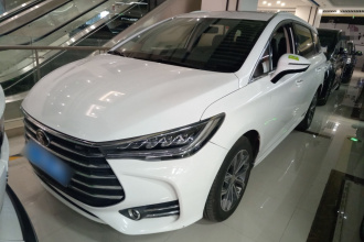 比亚迪 宋MAX 2019款 1.5T 自动智联睿逸天窗型 6座 国VI