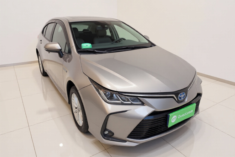 丰田 卡罗拉 2019款 双擎 1.8L E-CVT GL-i精英版车身外观3