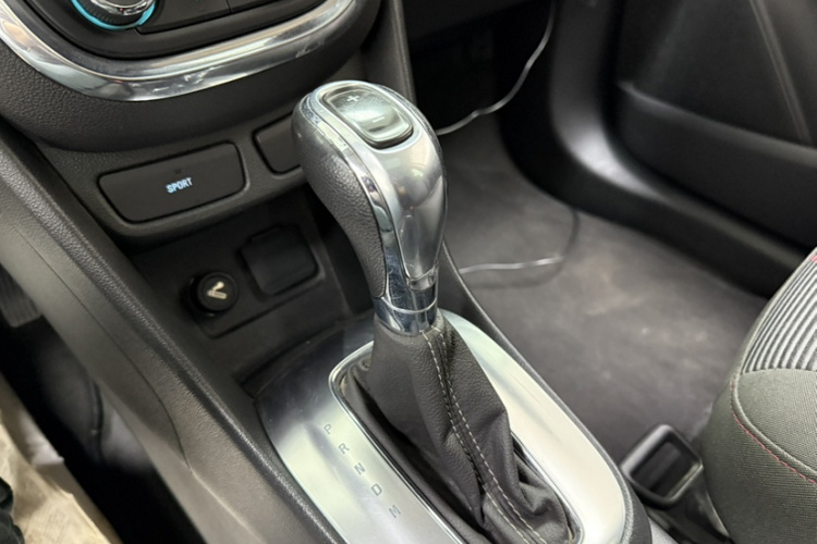 别克 昂科拉 2015款 1.4T 自动两驱都市精英型局部细节18