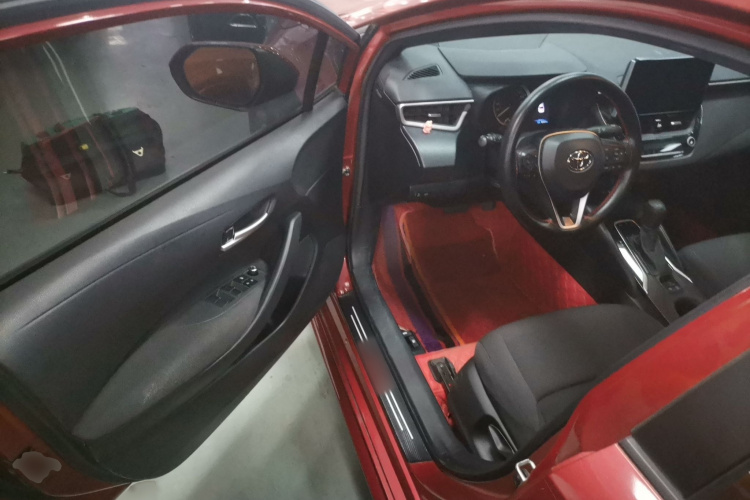 丰田 雷凌 2021款 185T CVT豪华版中控内饰7003