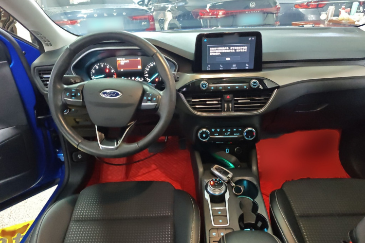 福特 福克斯 2020款 两厢 EcoBoost 180 自动锋潮型中控内饰7002