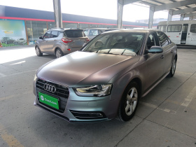 奥迪A4L 2016款 30 TFSI 典藏版 自动舒适型