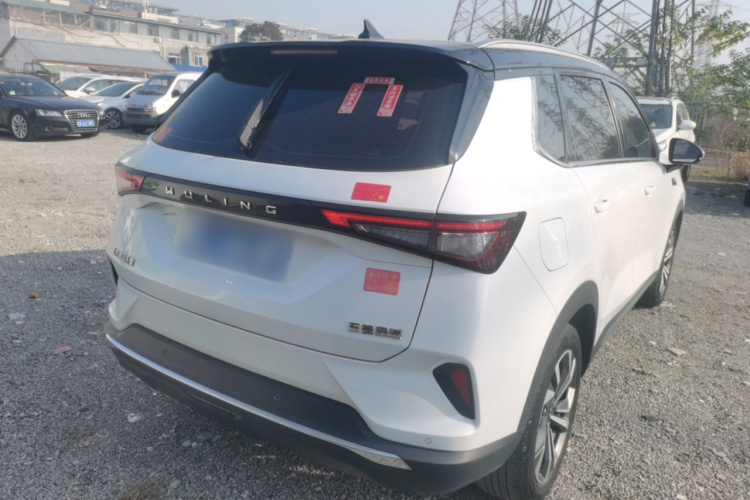 五菱汽车 五菱星辰 2021款 1.5T CVT星曜版车身外观7