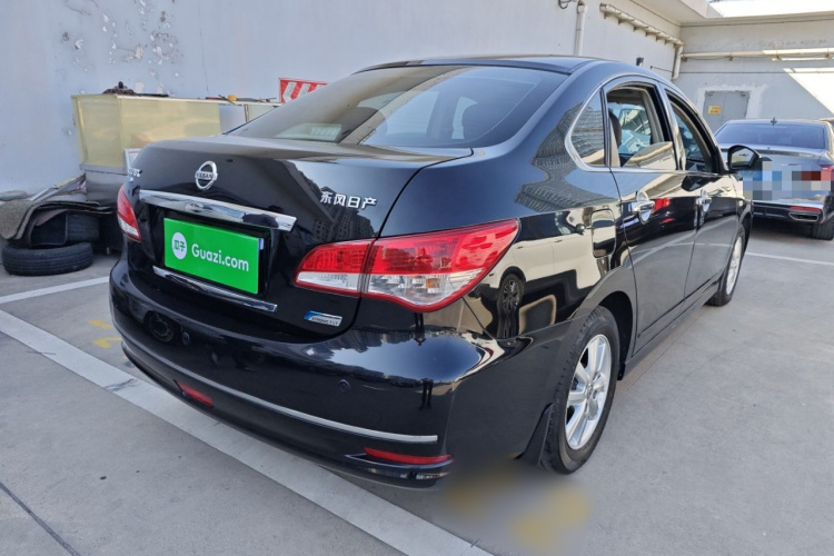 日产 轩逸 2019款 经典 1.6XE+ CVT智联领先版车身外观7