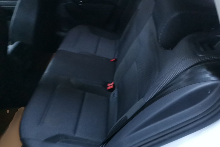 大众 高尔夫 2020款 挚爱版 280TSI DSG舒适型中控内饰7004