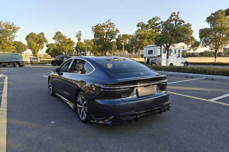 蔚来ET7 2024款 75kWh 行政版车身外观6007