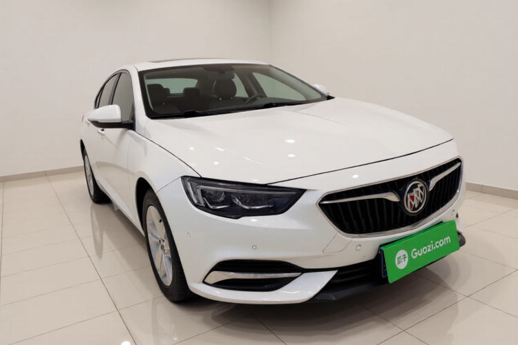 别克 君威 2017款 20T 豪华型车身外观3