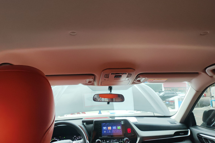 丰田 汉兰达 2023款 2.5L智能电混双擎两驱精英版 7座局部细节22