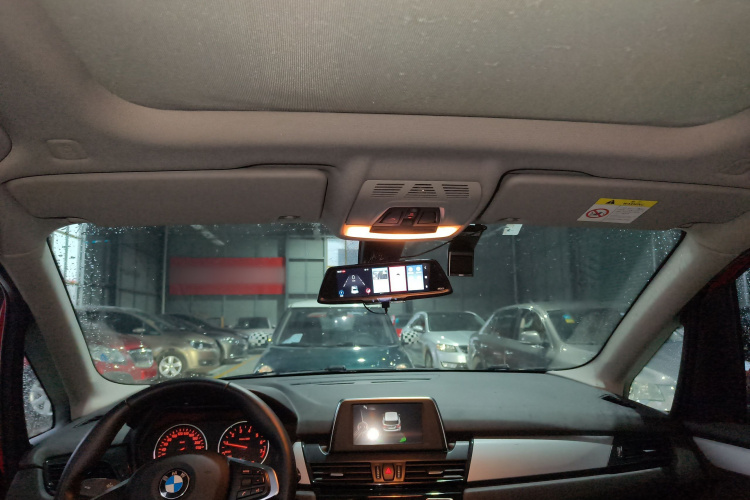 宝马2系旅行车 2016款 218i 领先型中控内饰22