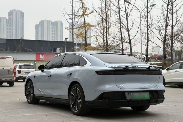 岚图汽车 岚图追光 2023款 四驱标准版车身外观6006