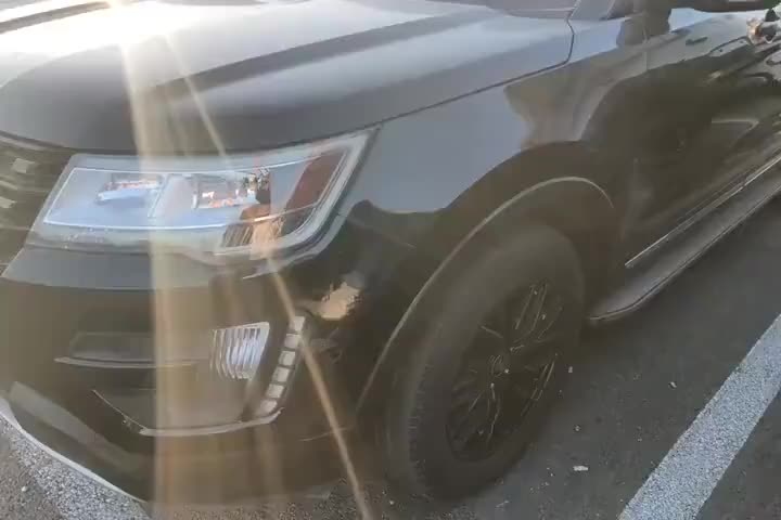 福特 探险者(进口) 2017款 2.3T 风尚版实拍1