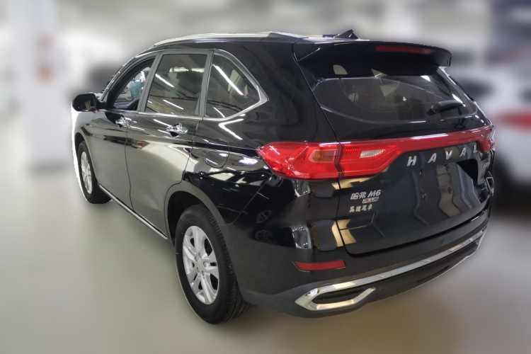 哈弗M6 2021款 PLUS 1.5T DCT智享型车身外观5